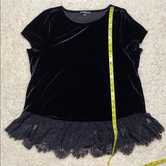 Adriana Papell L Black Velvet/Lace Top - Picture 9 of 10
